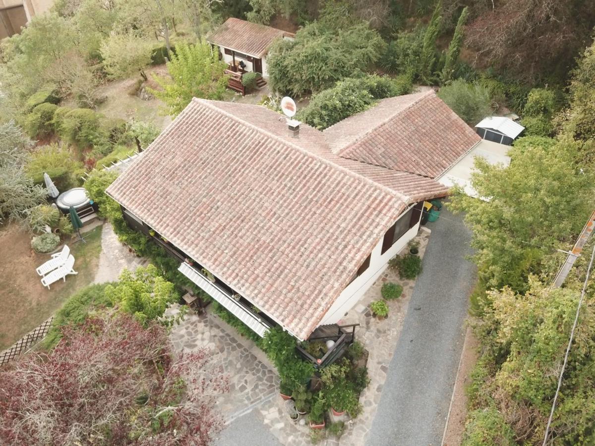 The Petite Chalet Chambre D'Hotes L'Isle-Jourdain  Exterior photo